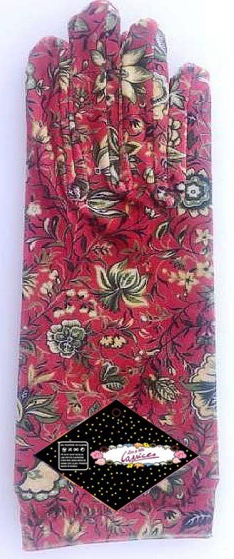 LES PETITS CAPRICES - Wholesale Gloves - Women's - Marilda Red Velvet Women's Gloves1