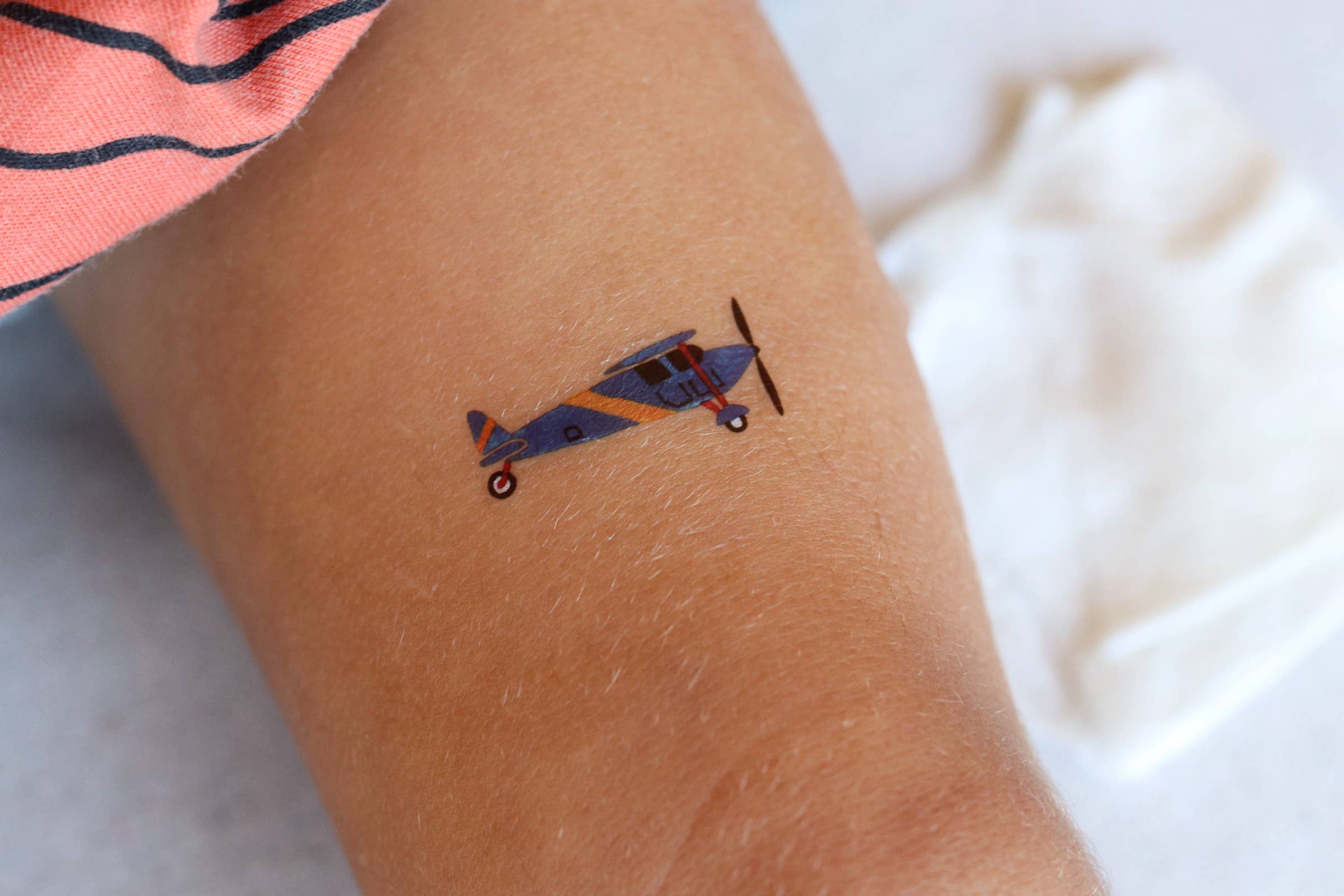 Saint Tattoos – wholesale Tillfällig tatuering - Barn – Helikopterflyg tillfälliga tatueringar2