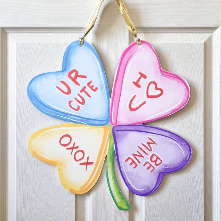 Panneau de porte extérieur Conversation Hearts pour la Saint-Valentin pour la vente par Home Malone