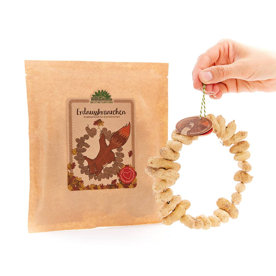 TDJ Stadtgärtner GmbH - Wholesale Pet Treats - Dog - peanut wreaths1