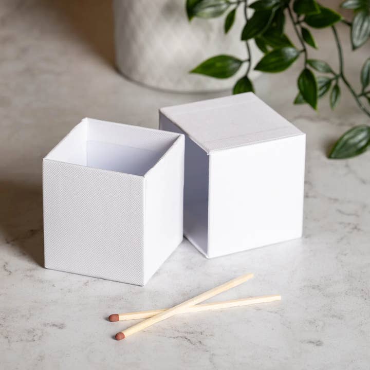 Calon Home - Wholesale Candle holder - Wholesale Candle Boxes in Black or White 5
