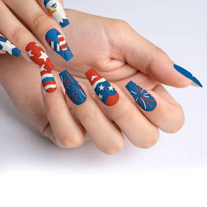 FYNE BODY - Wholesale Press-on/fake nails - Retro Drip 4th of July Press-On Nails29