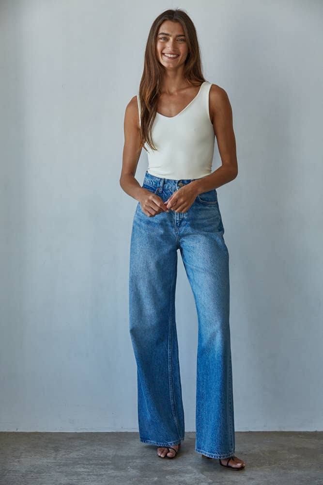 By Together - Vendita all'ingrosso Body - Donna - S1088 | Body senza maniche con scollo a V senza cuciture a doppio strato7