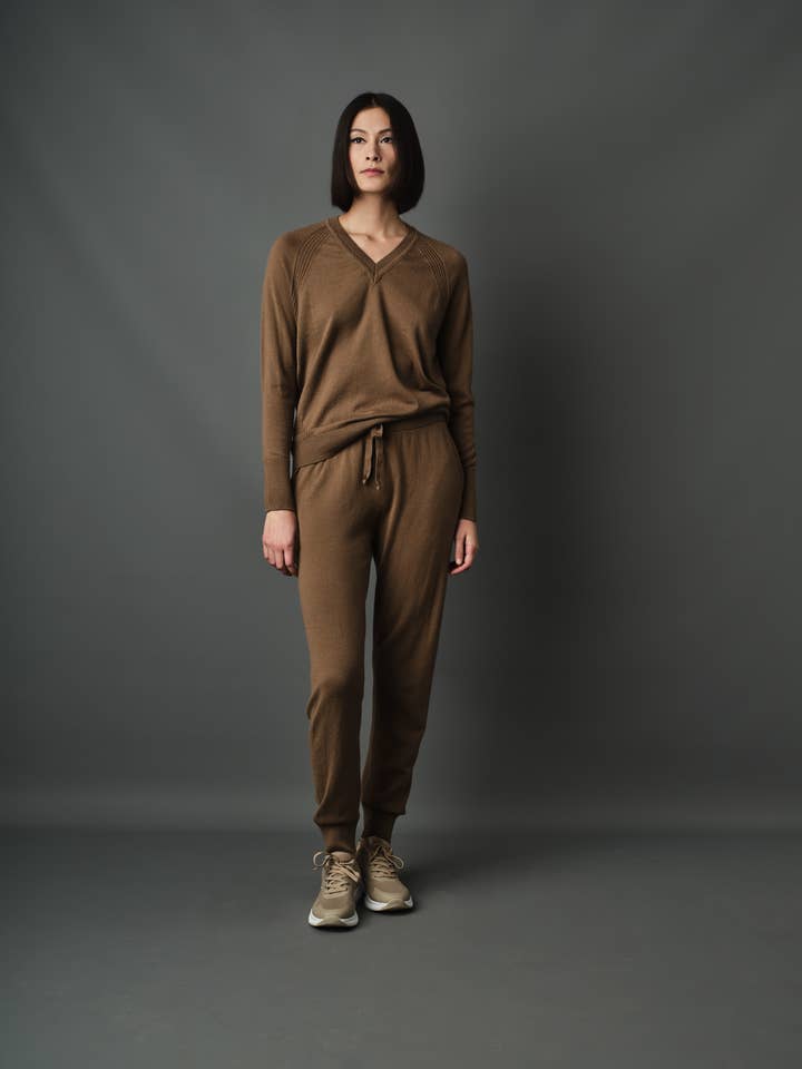 Meier Merino broek met manchetten voor wholesale door CNCRT London