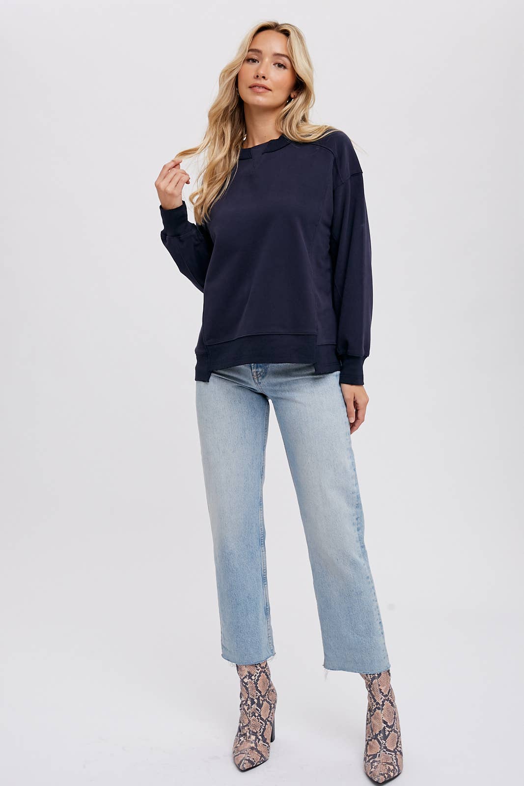 Bluivy - Wholesale Sweatshirt - Women's - BOXY SWEATSHIRT4