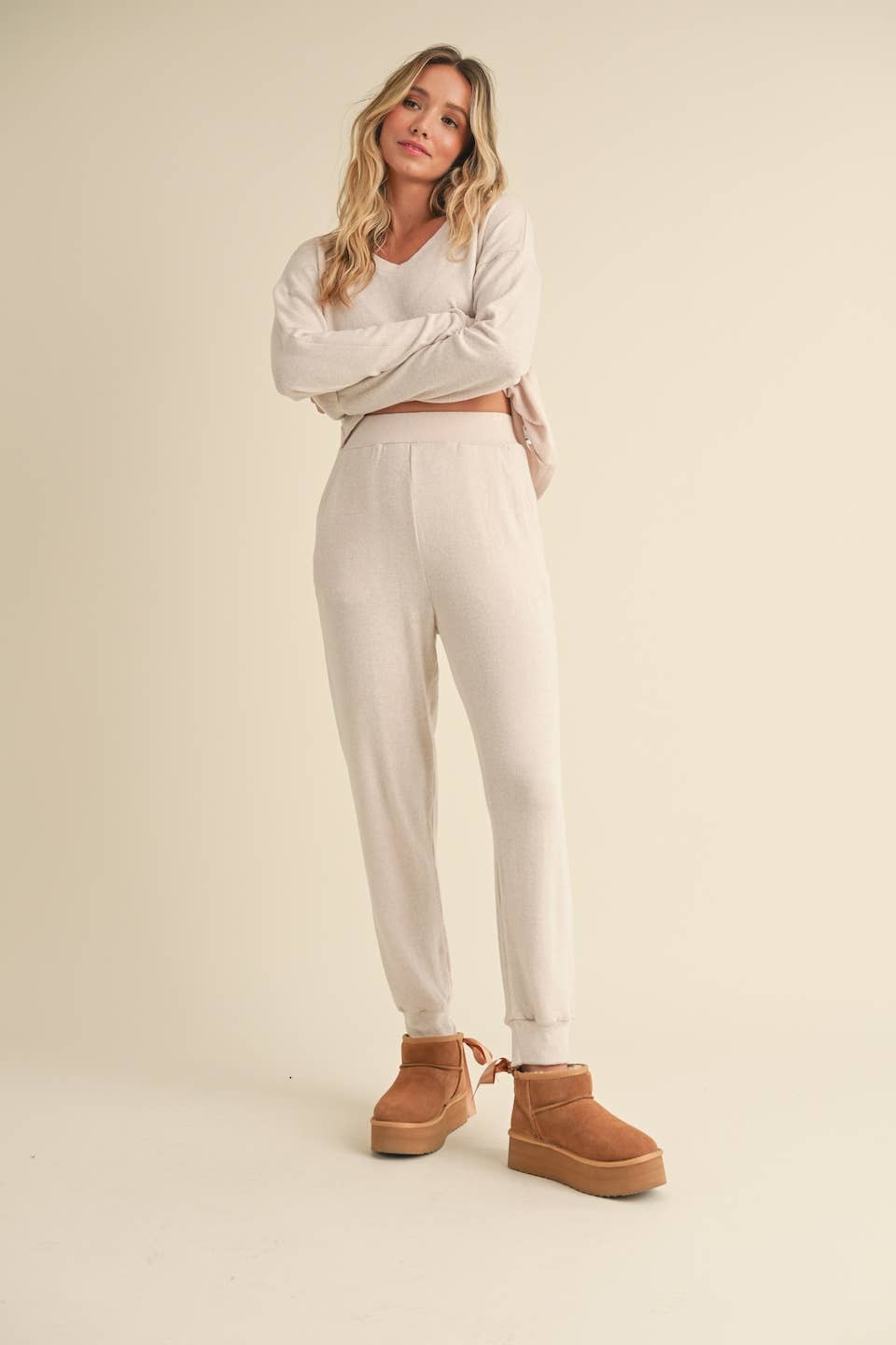 KIMBERLY C - Wholesale Knit Top - Women's - Brushed Hacci Long Sleeve V Neck Top1