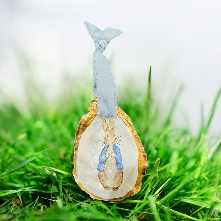Påskehare-ornament lavet af Jesmonite for engroshandel hos Shells by Shea