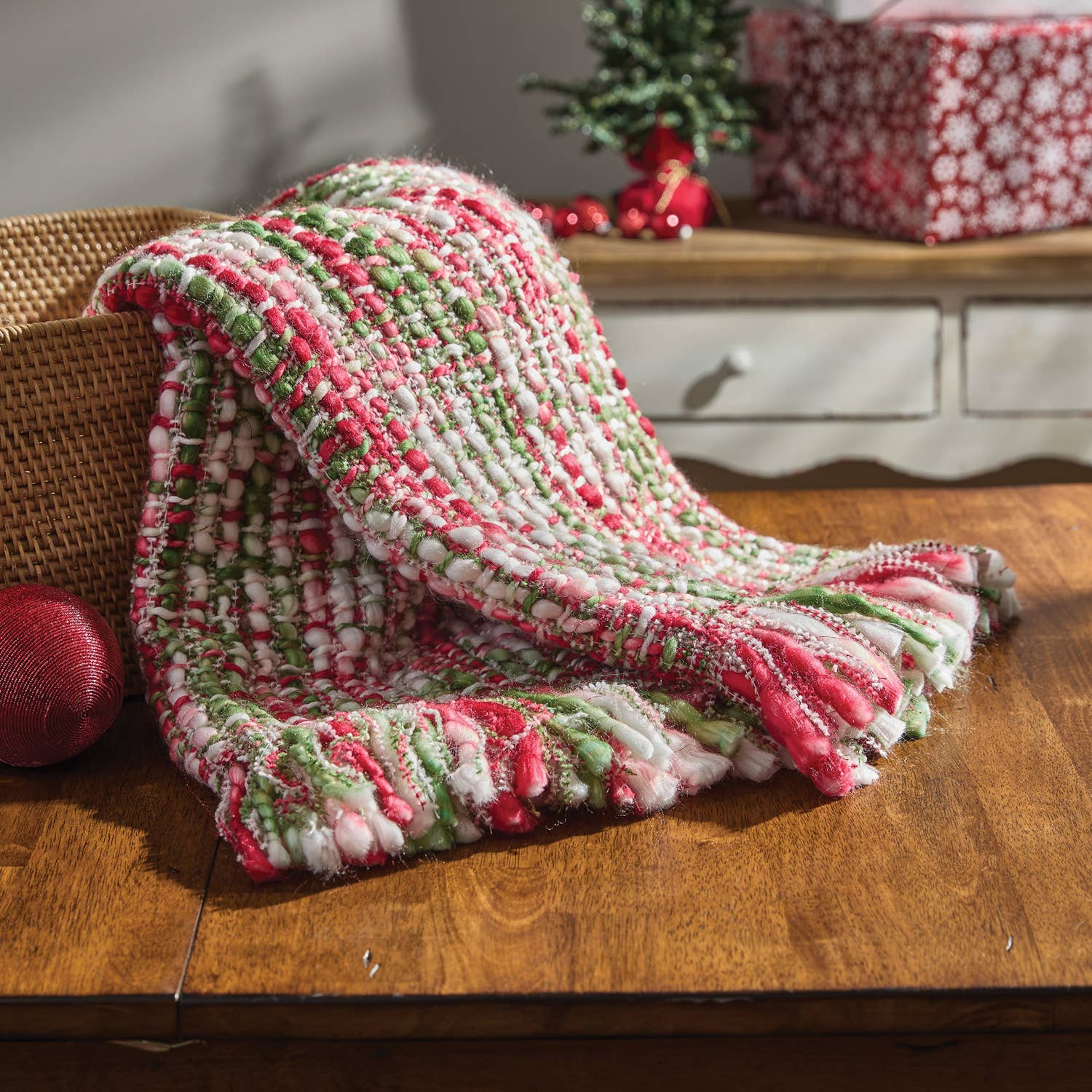 Split P - Wholesale Throw Blanket - Chunny Throw - Holiday1