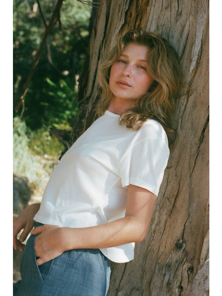 LA RELAXED - Wholesale T-Shirt - Women's - Laundered Jersey Tee