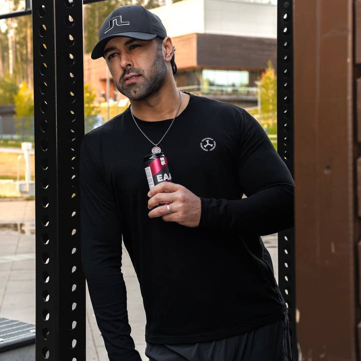 Puls Nutrition - Wholesale Sports/Energy Drink - EAA Energy drink Raspberry 330 ml1