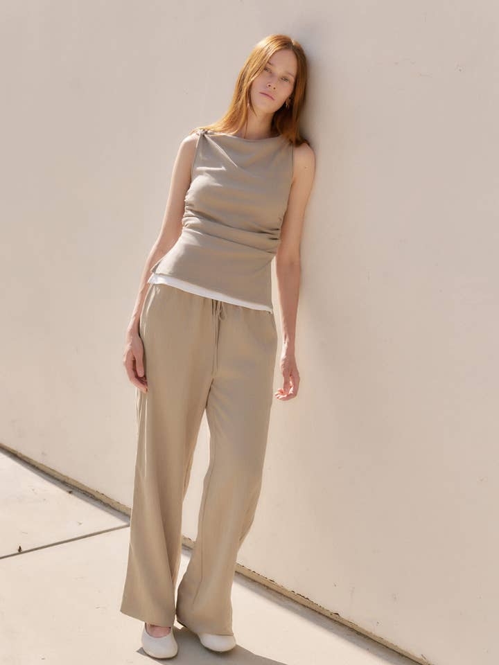 De Matilda Broek | Wijde Pijpen Broek voor wholesale door MOD REF