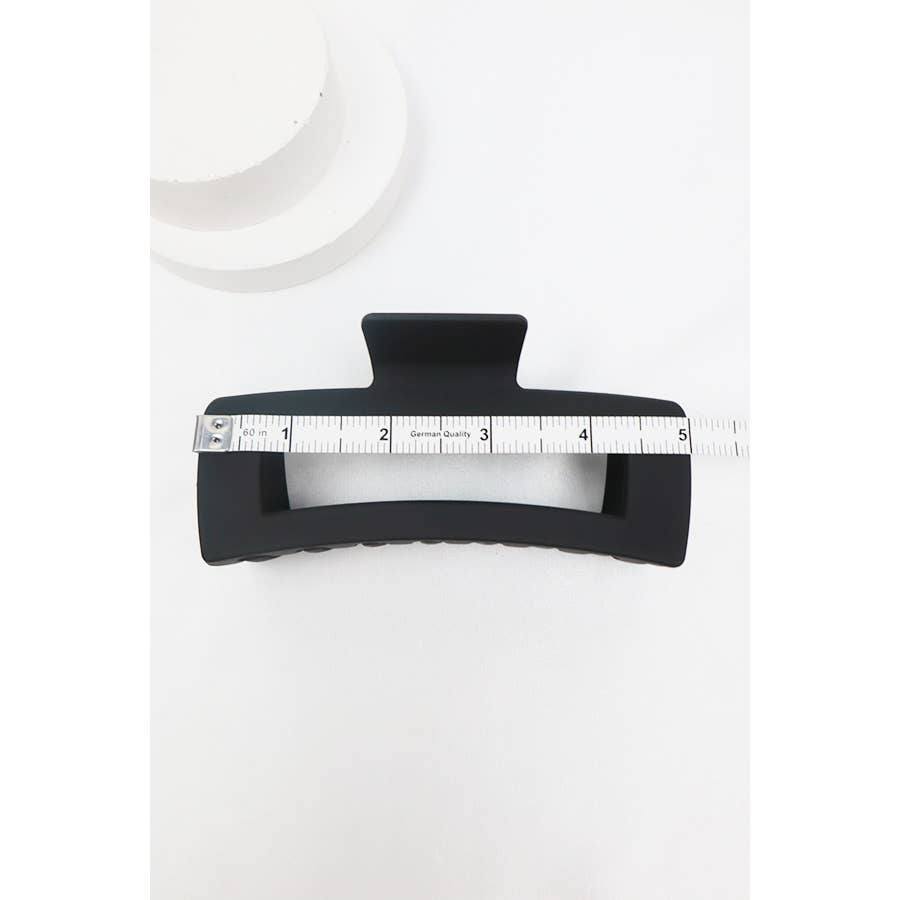 NOIR Pince à cheveux rectangulaire Jumbo Cut Out, noire en vente sur Faire2