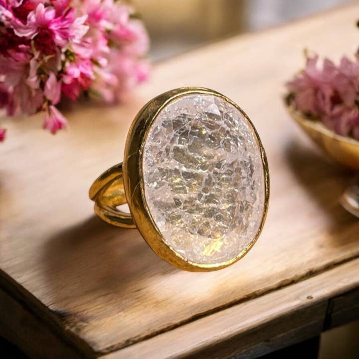 Anello "MIRALYS" pietra naturale agata bianca screpolata dorata oro fino per la vendita all'ingrosso da parte di TOURMALYN