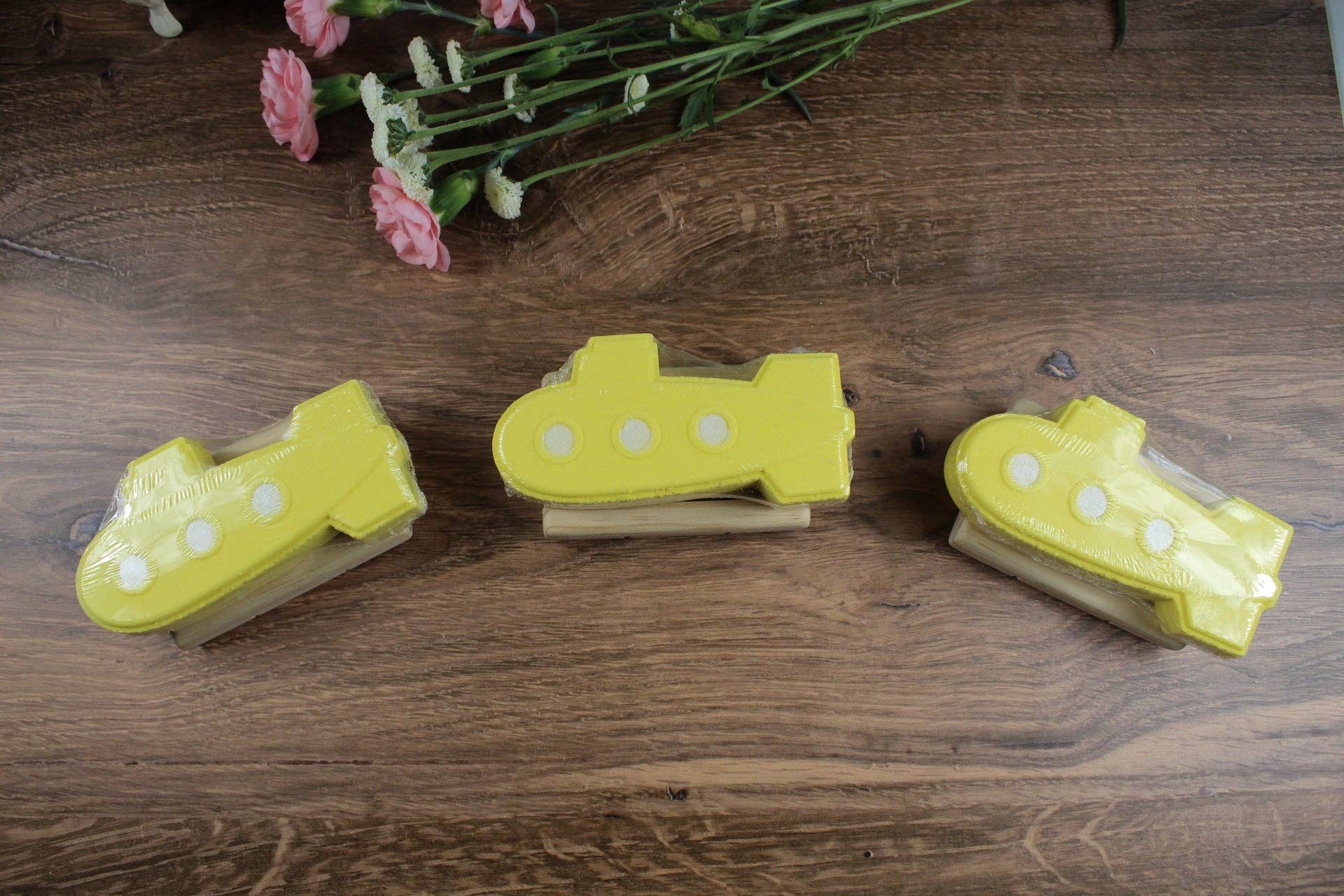 Wicked Bubbles LLC - Wholesale Bath Bomb/Fizz - Bath bomb - 5.75 oz - Yellow Submarine3