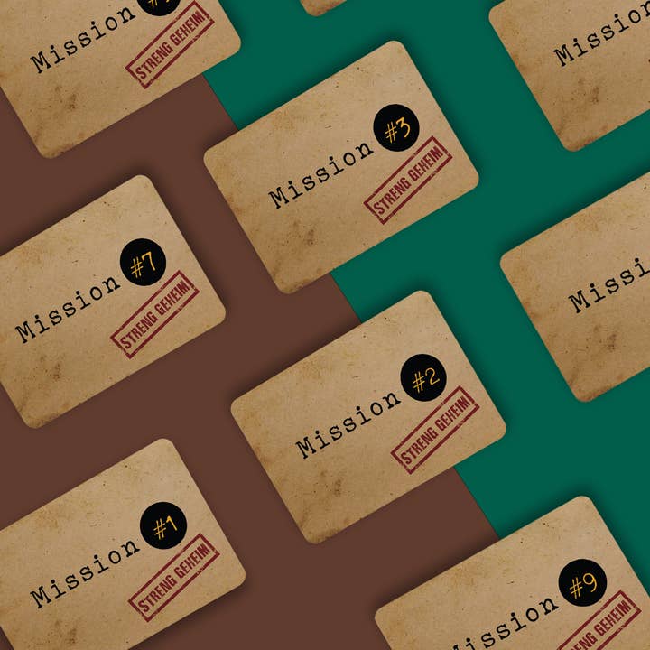 Oh Happy Games - Jeux de société – Jogo de tabuleiro por atacado – The Impostor – Você consegue desmascará-lo? Jogo de blefe, criatividade e desconfianças para toda a família3