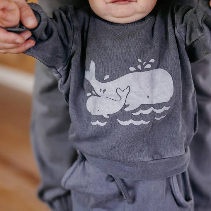 L'ovedbaby - Wholesale Top & Pant Set - Baby - Moonstone Whale | Organic Cozy Graphic Sweatshirt & Jogger Set1