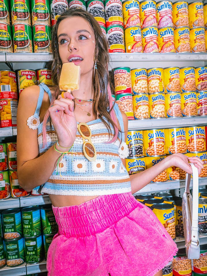 VERY J - Wholesale Shorts - Women's - NP70123-High-Waist Washed Twill Shorts3