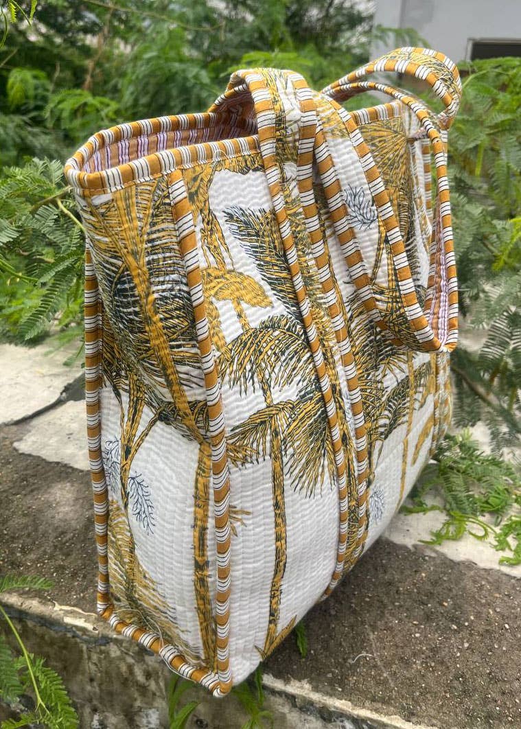 bhavnas boutique – wholesale Shoulder bag – women's – Tree Printed White Cotton Quilted Beautiful Bag Women Bags 3