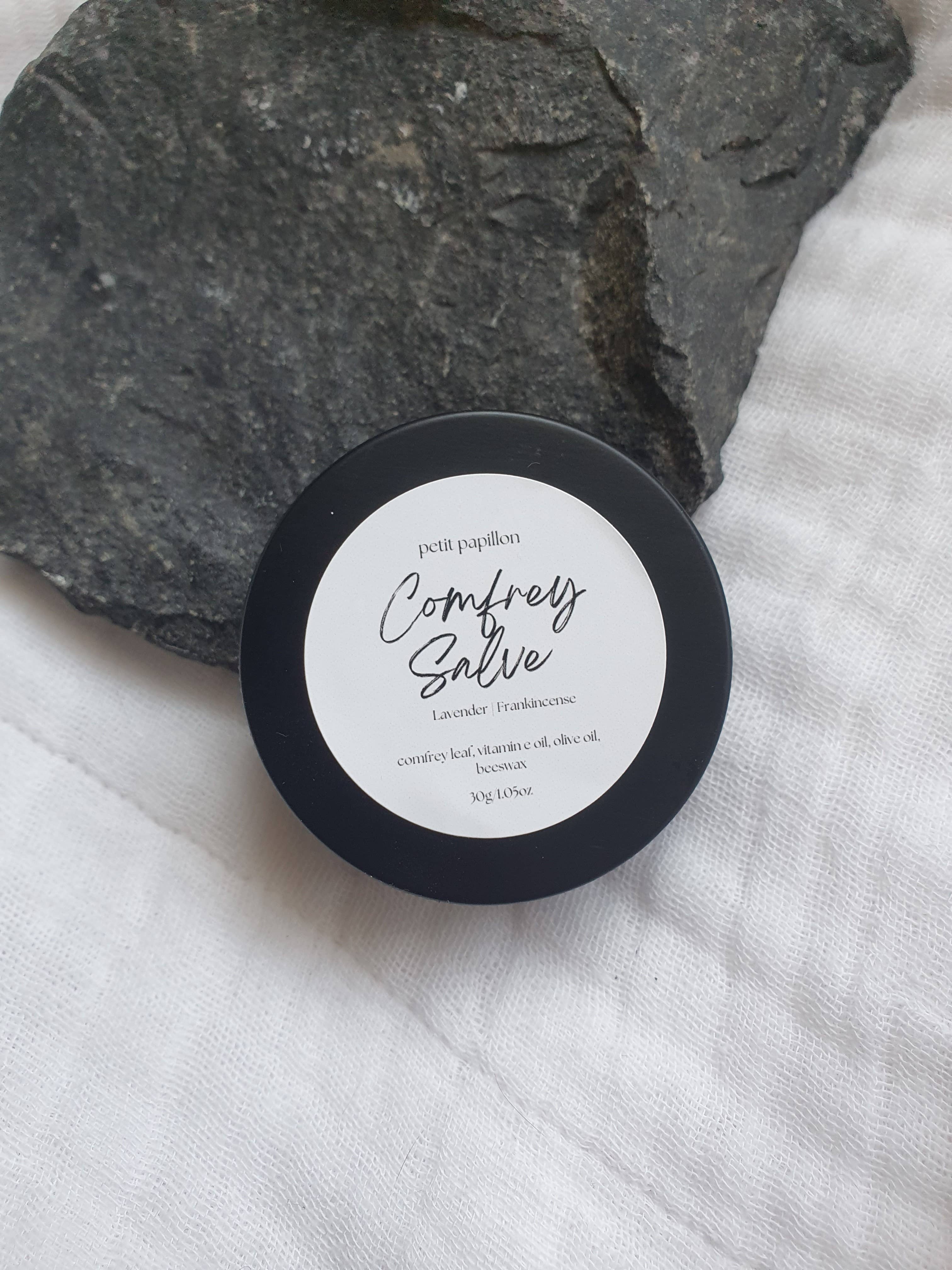 Petit Papillon – Engroshandel Plejende salve – Comfrey Healing Salve
