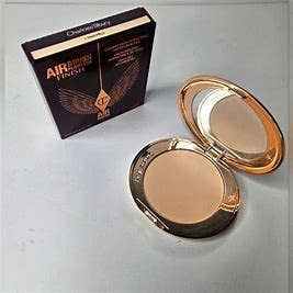 Magic of Beauty LLC - Wholesale Makeup Setting Spray/Powder - Charlotte Tilbury Airbrush Flawless Finish Powder 1Fair3