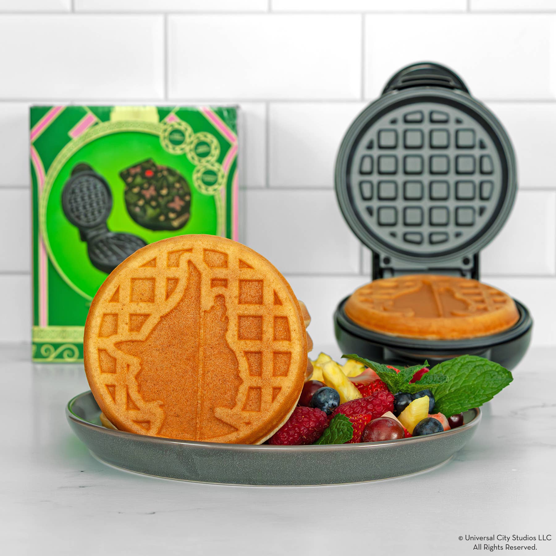 Uncanny Brands - Wholesale Kitchen Appliance - Uncanny Brands Wicked Mini Waffle Maker3
