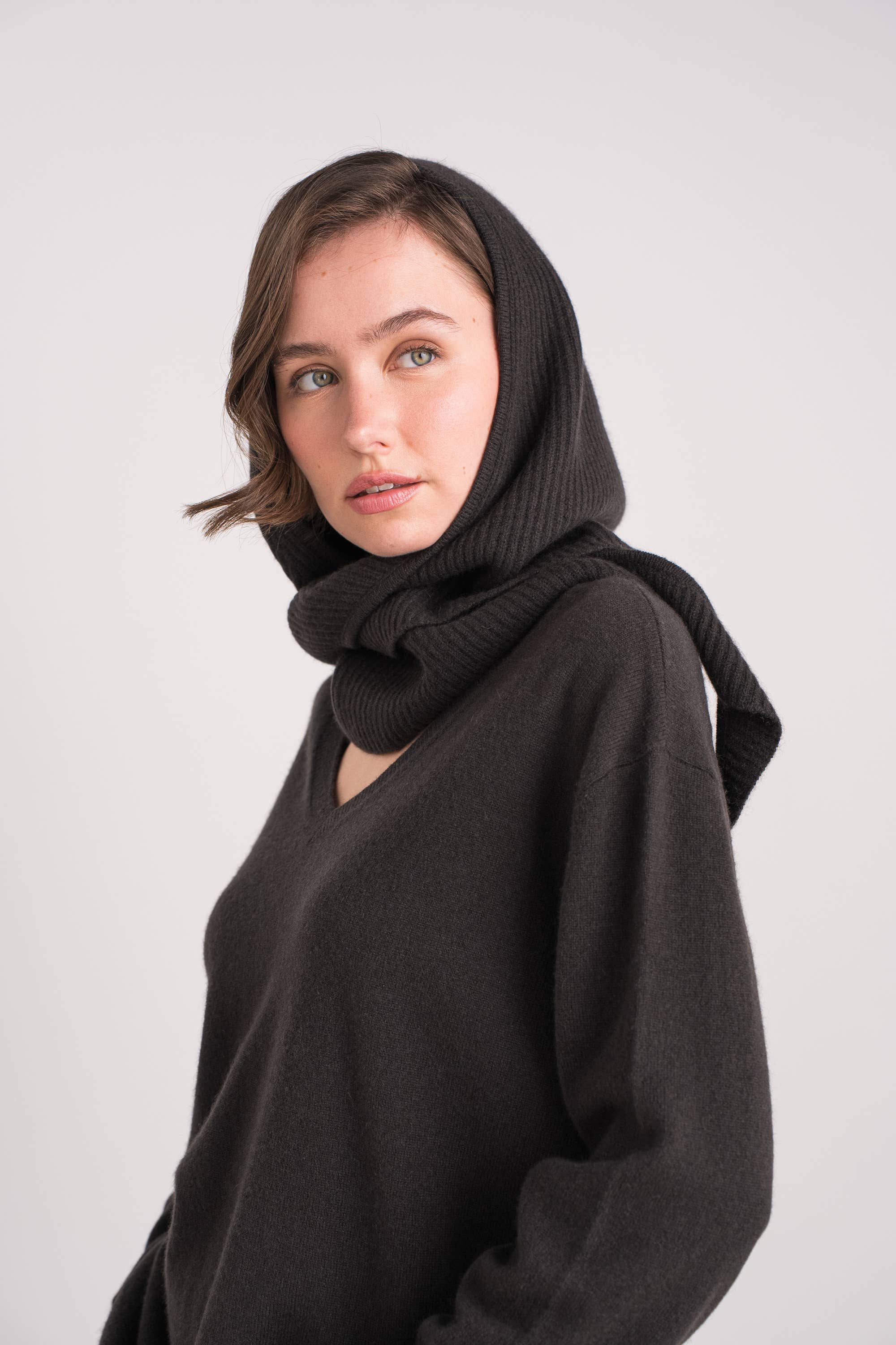 jw.atelier - Wholesale Balaclava - Women's - 100% cashmere balaclava17