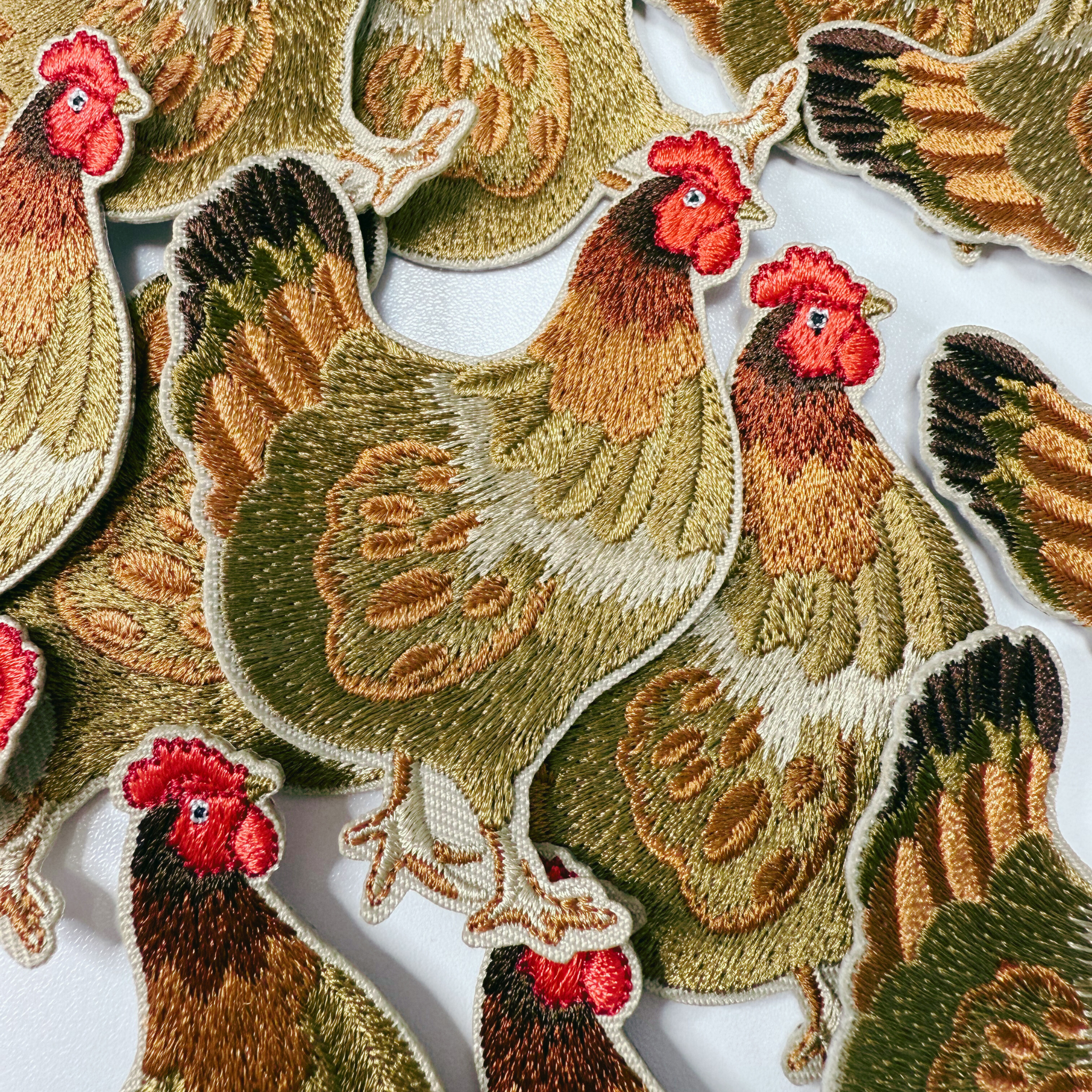 TEELUX - Wholesale Patch - 3" Chicken -  Embroidered Hat Patch2