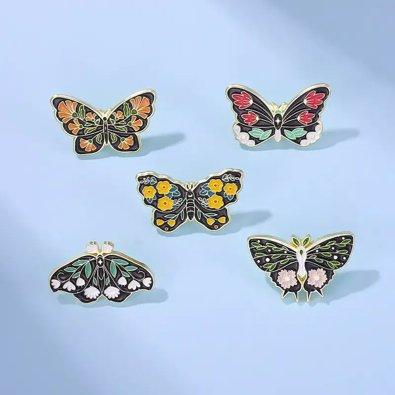 Magnifique Hearts - Wholesale Reversspeld/knoop - Butterfly Enamel Pin: Bloemenvleugels, op de natuur geïnspireerde sieraden9