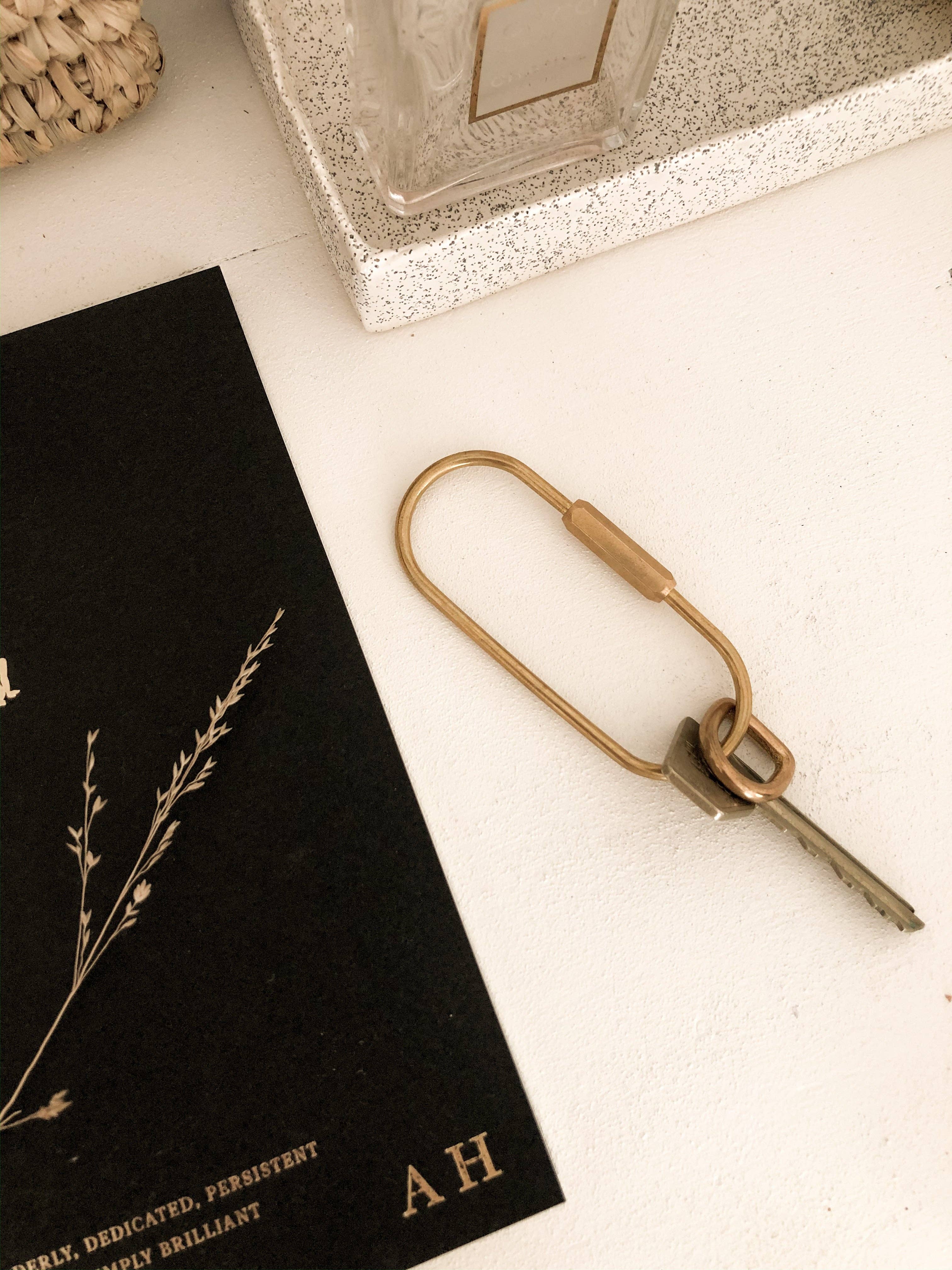 Tamboon Leather Co - Wholesale Keychain - Unisex - Brass Key Carabiner - Oval5