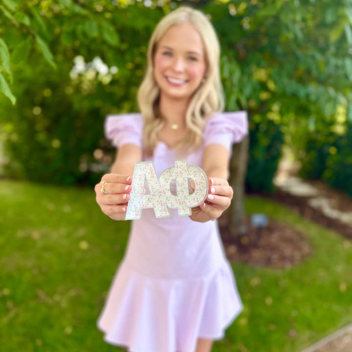 Alpha Phi Acryl Plank Decoratie voor wholesale door Front Porch Elegance