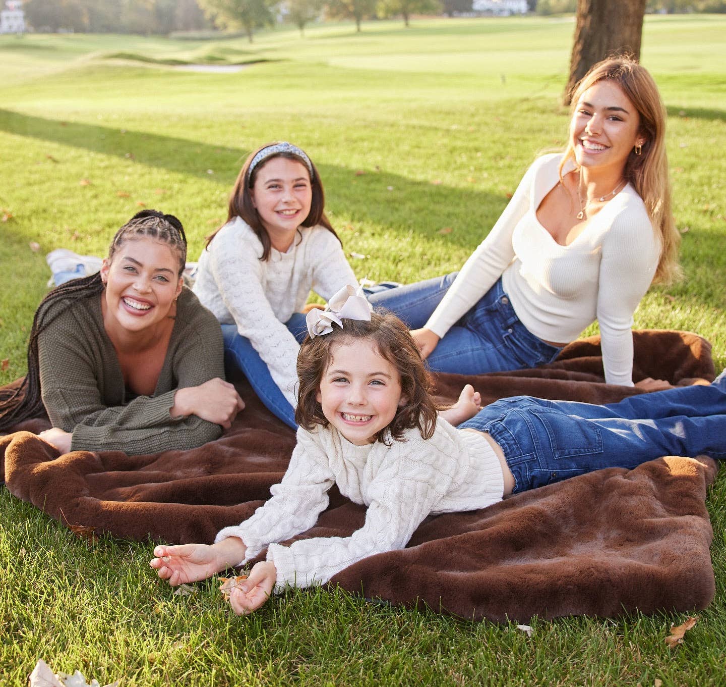 Pretty Rugged - Wholesale Throw Blanket - Waterproof Windproof Outdoor Blanket | Pretty Rugged19
