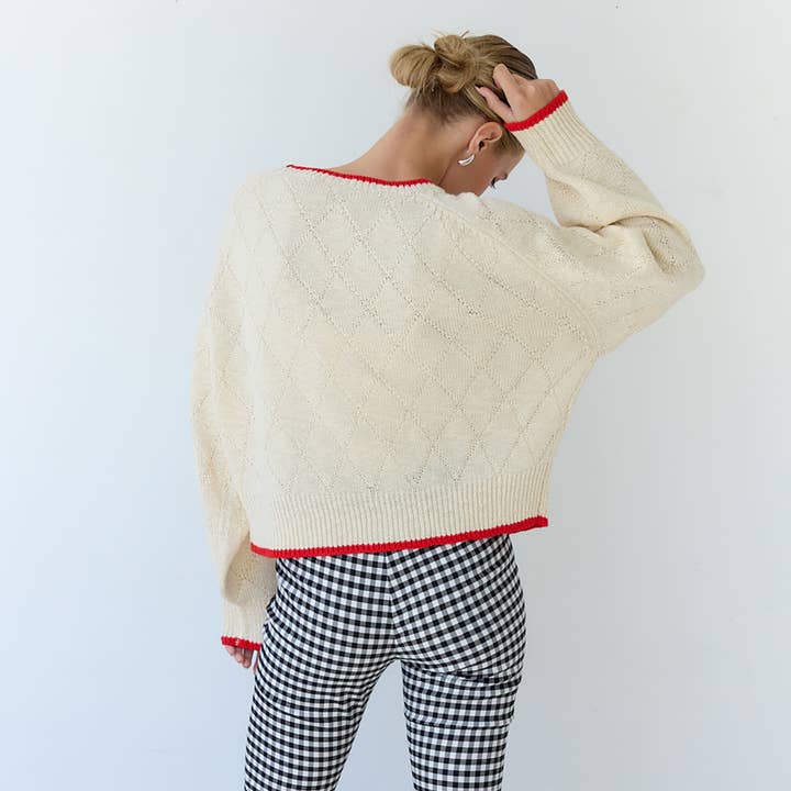 DEEP IVORY Kissing Fish Sweater - RSW1084 for wholesale on Faire3