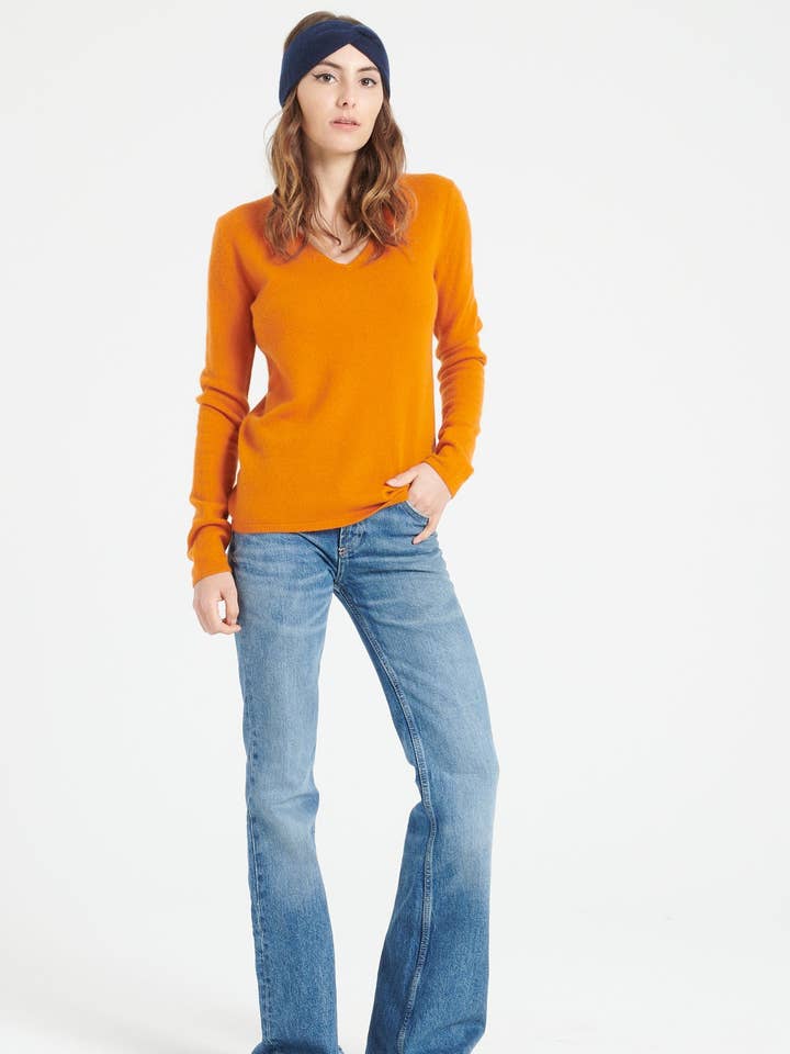 Pull col V en cachemire LILLY 2A pour la vente par STUDIO CASHMERE8