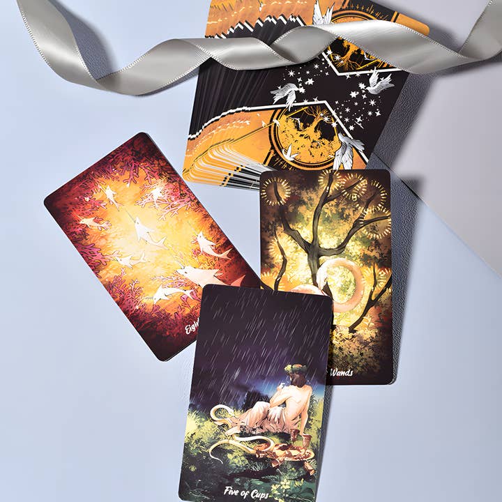 Vermilion Collection - Wholesale Tarot Cards - The Radiant Essence Tarot9