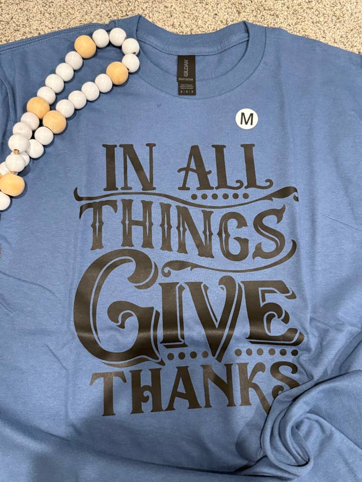 T-shirts d'automne taille M pour la vente par Soyer Designs & Co