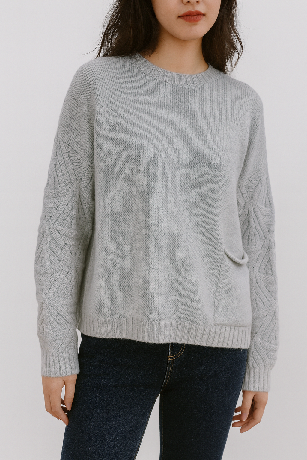 Lucy Sparks – wholesale Knitted jumper – Women′s – SOFT KNIT JUMPER WITH SPECIAL SLEEVE KNITTING DESIGN4