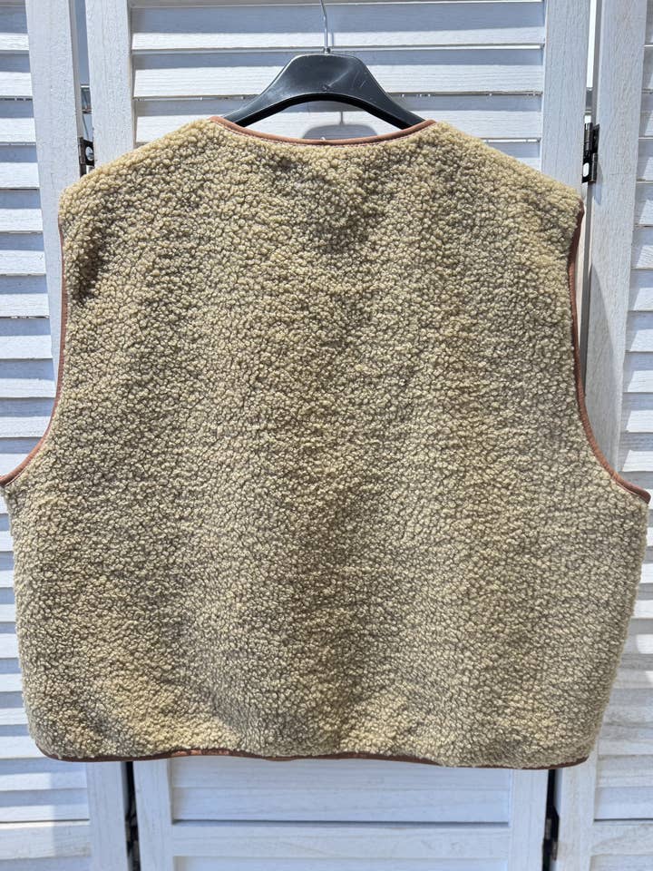 Camel Bouclé fabric vest for wholesale on Faire6