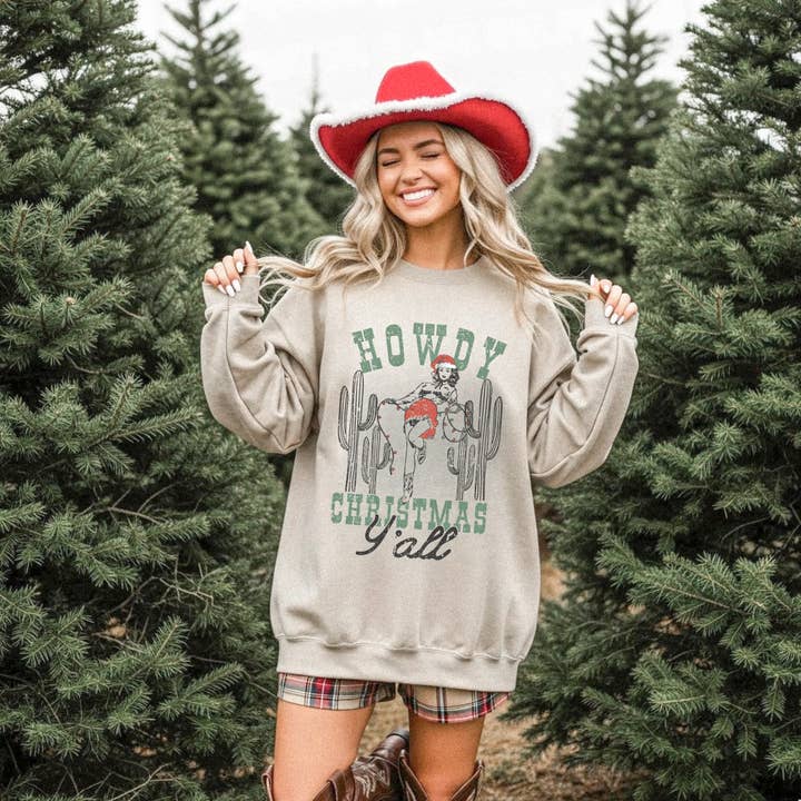 Lucy + Company - Wholesale Graphic Sweatshirt - Women's - Howdy Christmas Ya'll Graphic Sweatshirt