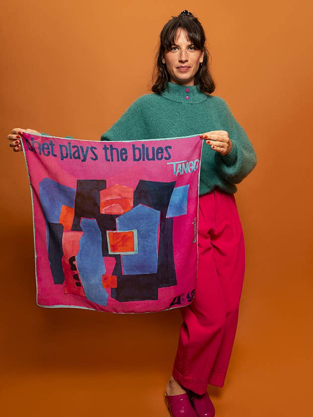 Sciarpa grafica - "Chet Baker suona il blues" per la vendita all'ingrosso da parte di Bleu tango