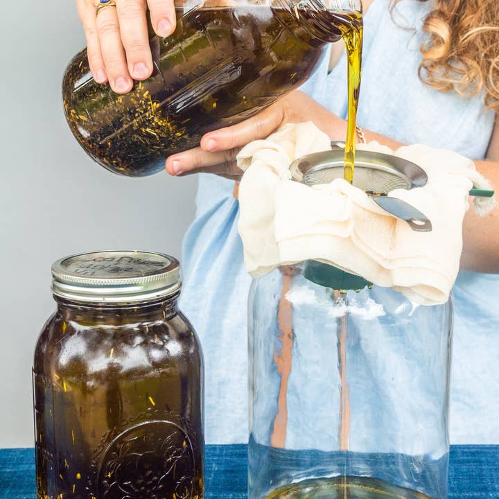 Folk Potions - Wholesale Facial Oil - Magic Face Oil3