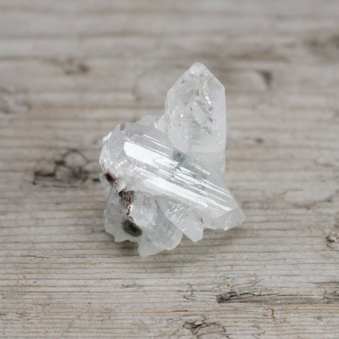 AWGifts Europe - Wholesale Spiritual Stone/Crystal - MinSp-01 - White Apophylite Clusters 20-30mm