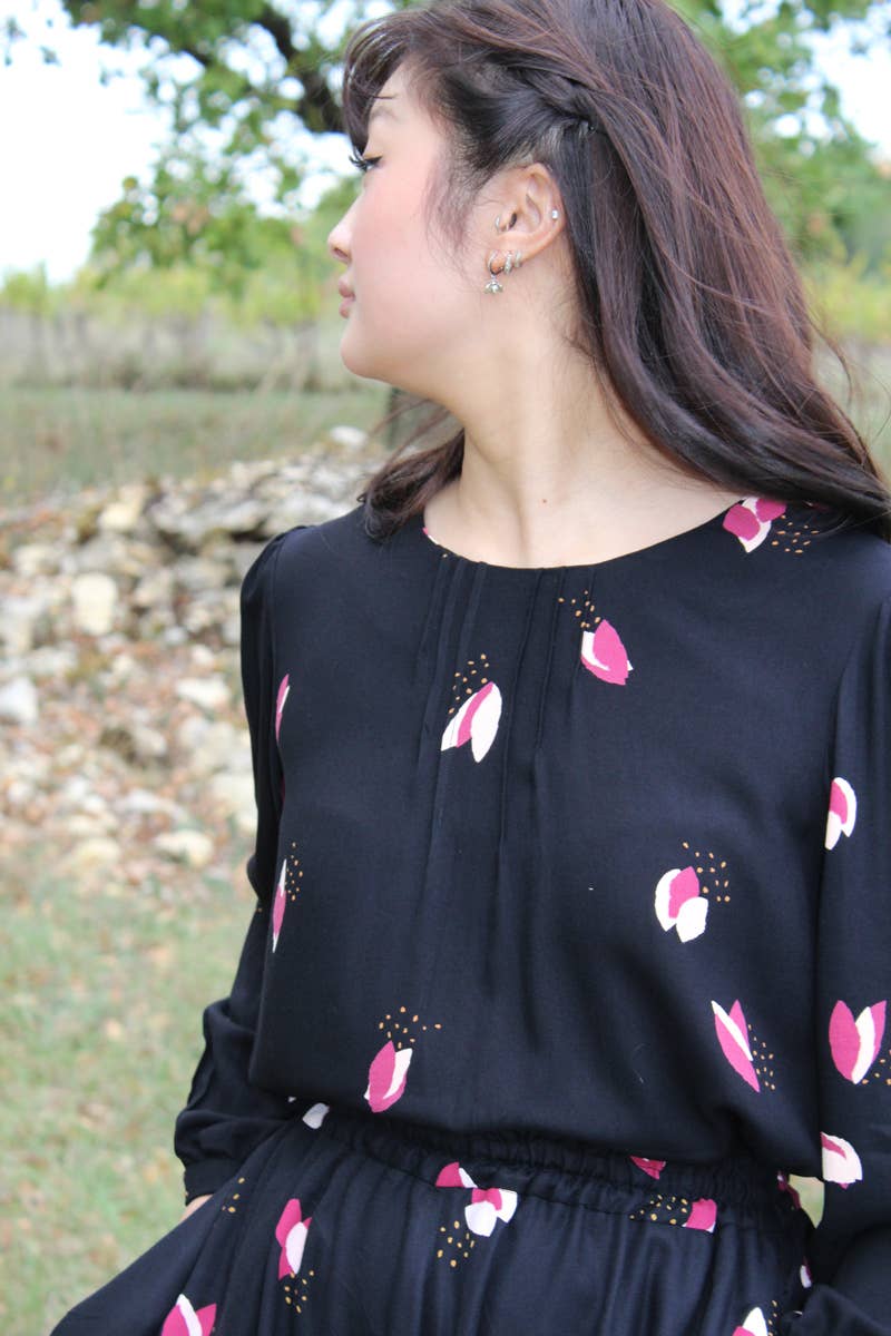 Eglantine et Zoé - Wholesale Fabric - Fago Black Liquorice Viscose Twill Fabric6