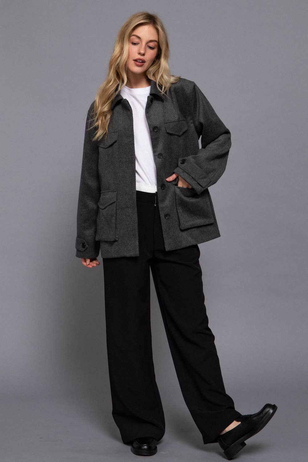 Active Basic | Active USA - Vente Manteau – femme - Manteau en feutre doux à manches longues avec boutons dissimulés à l'avant et rabat4