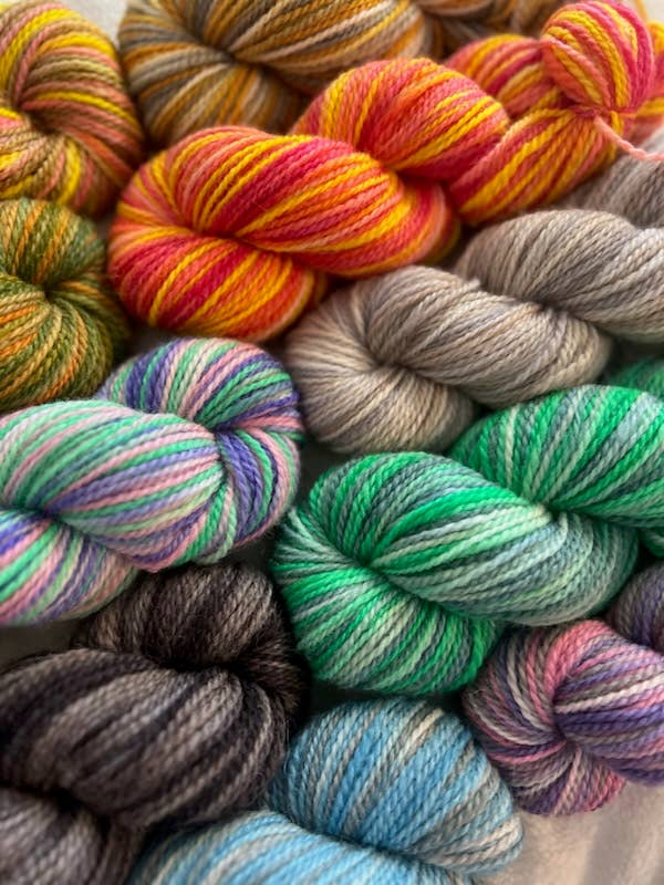 Imperial Yarn, LLC - Venta al por mayor Hilos - Denali Yarn - Pacarino (Alpaca/Lana Merino) - Peso deportivo2