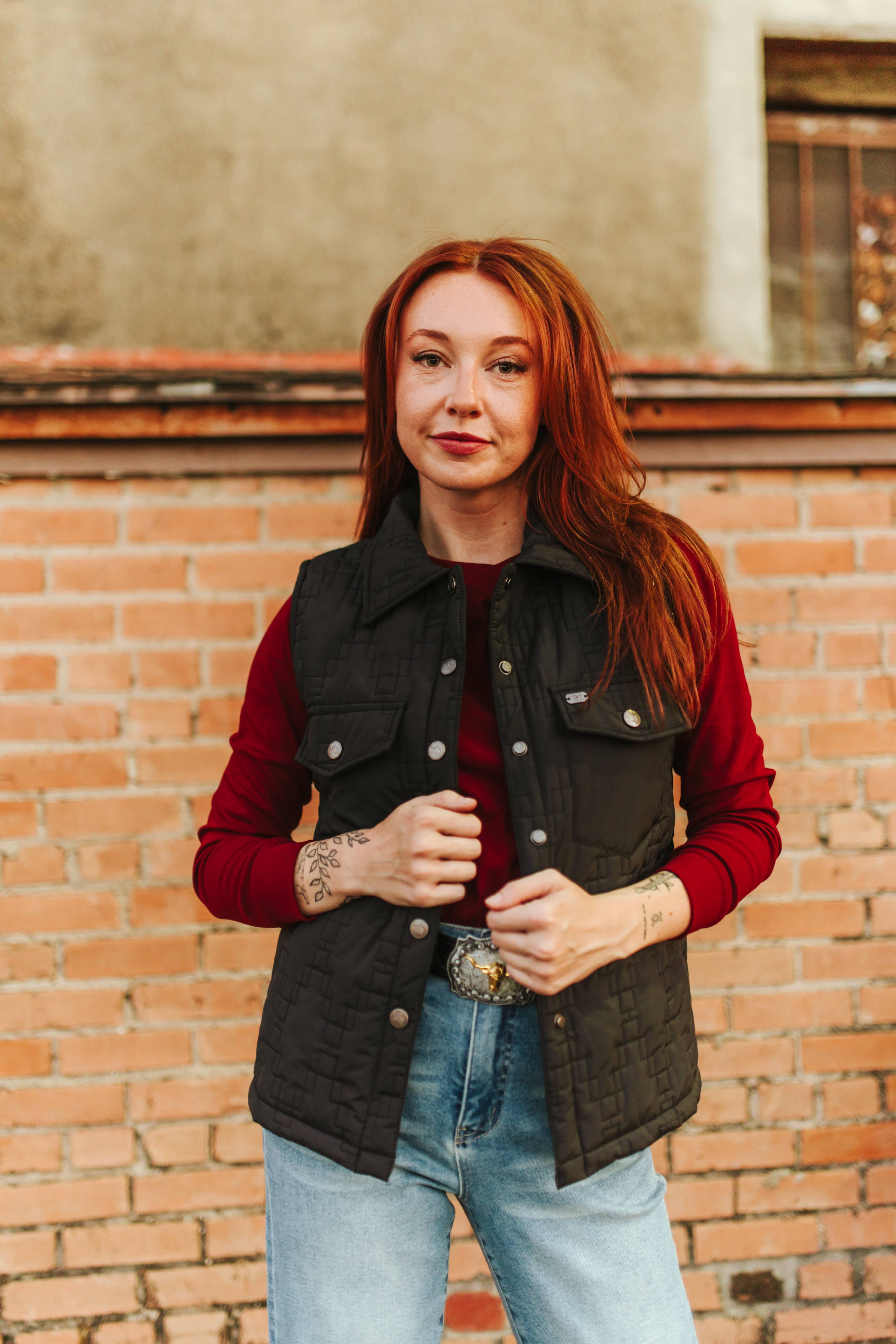 LUCKY & BLESSED - Wholesale Outerwear Vest - Women's - Solid Black Quilted Vest