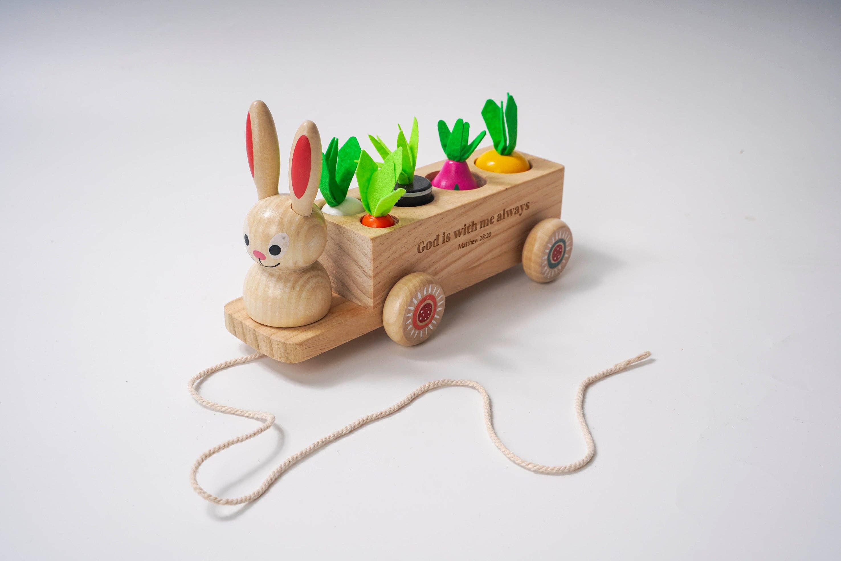 Kingdom Come Co. - Vendita all'ingrosso Giocattolo in legno - Bambini - Coniglietto da tirare Kingdom Come Co.3