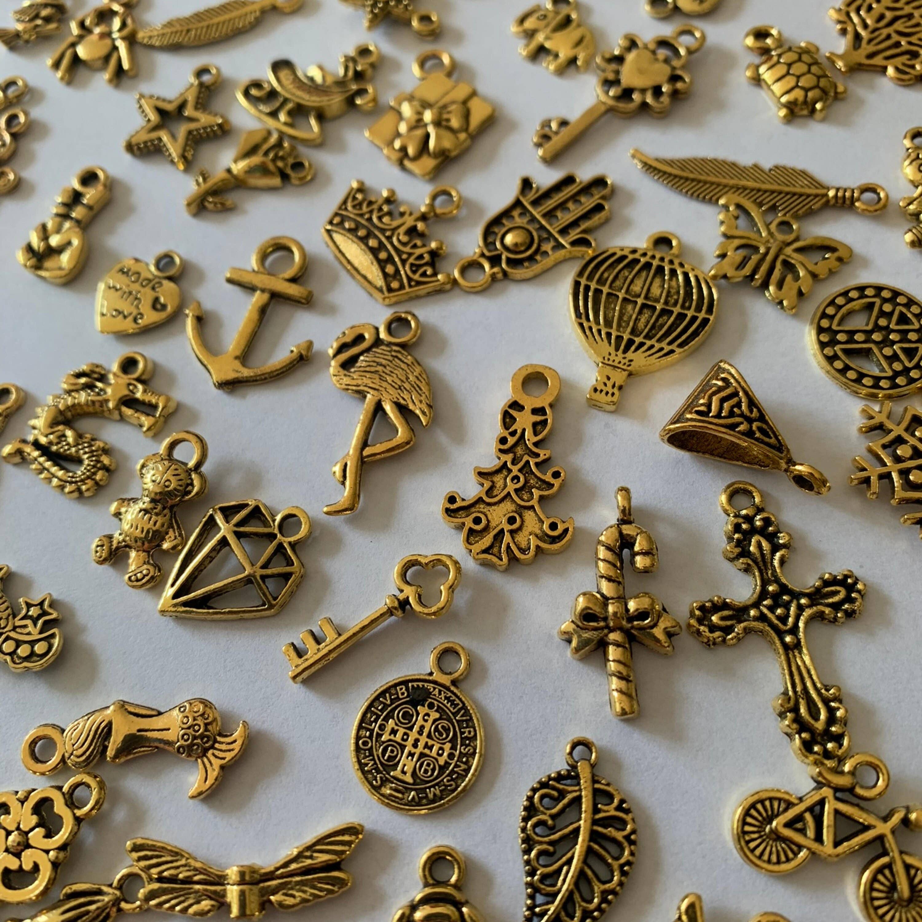 Magnifique Hearts – Pendente/pingente individual por atacado – Pingentes e Charms Sortidos em Liga de Ouro Envelhecido para DIY3