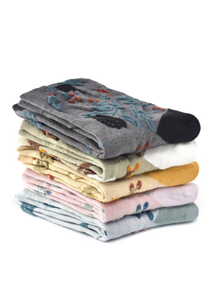 Funkyrel® Atzbranding Limited - Wholesale Socks - Women's - Rufia – Capsule Floral Pattern Crew Socks3