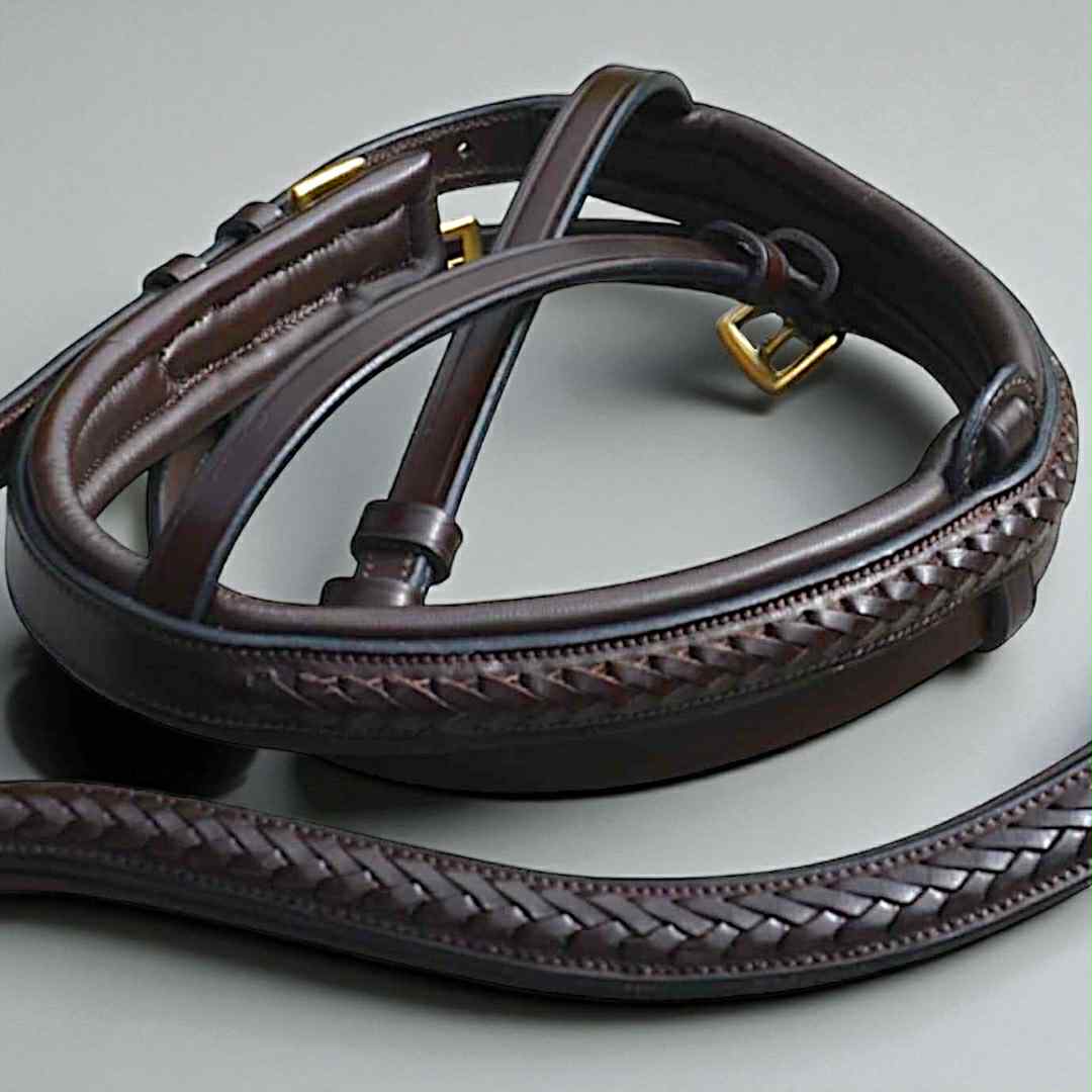 EPONIA EQUESTRIAN LIFESTYLE - Venta al por mayor Equipamiento de equitación - Brida con detalles clásicos trenzados en cuero italiano3