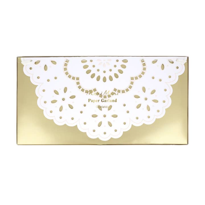 Meri Meri - Wholesale Bunting/Garland - Broderie Anglaise Lace White Pennant Garland